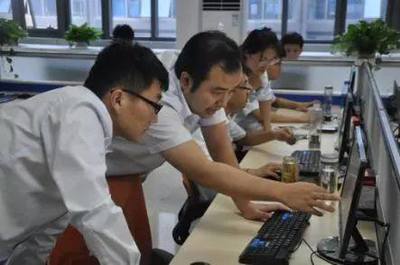从“网端”走向“云端” 工信部引领政务应用信息技术研发新篇章